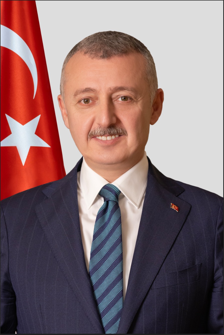 Tahir Büyükakın - Kocaeli Büyükşehir Belediye Başkanı